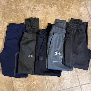 Men’s Under Armour joggers 5 pairs